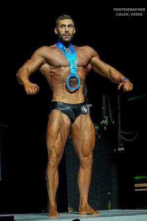 CLASSIC PHYSIQUE НОВИЧКИ